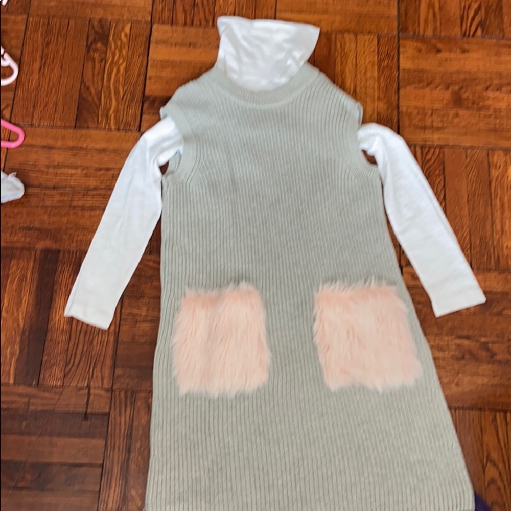 Crew cuts dress with turtle neck top